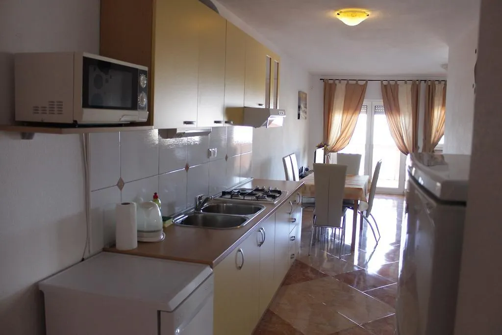 Apartments Mustac Drage 0*,  Kroatien