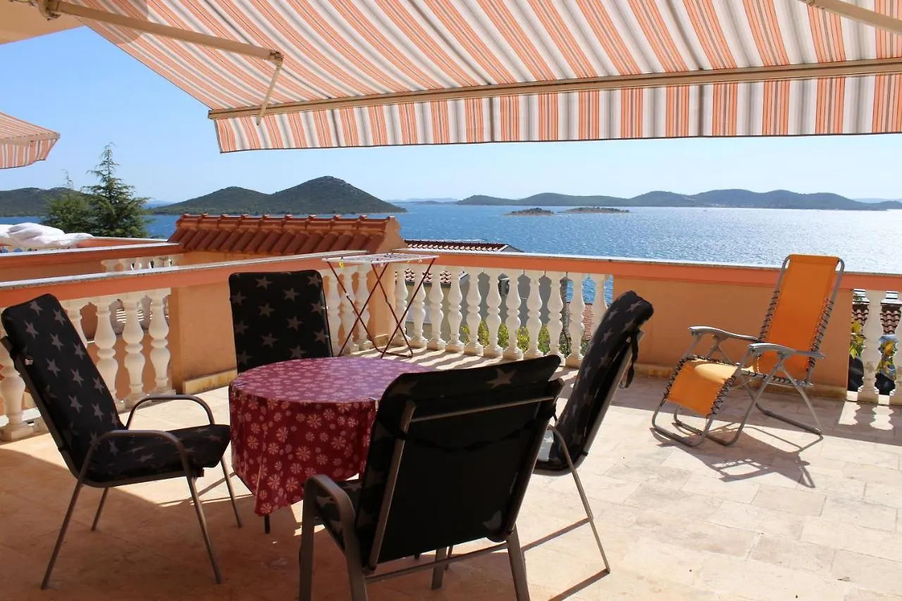 Apartments Mustac Drage 0*,  Kroatien